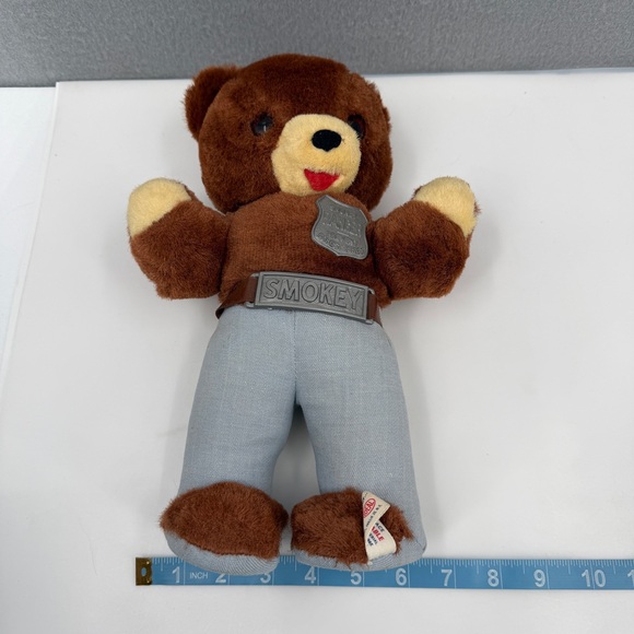 Vintage Ideal Toy Smokey Bear Plush Forest Park Ranger Badge Belt Buckle USA - Picture 13 of 16
